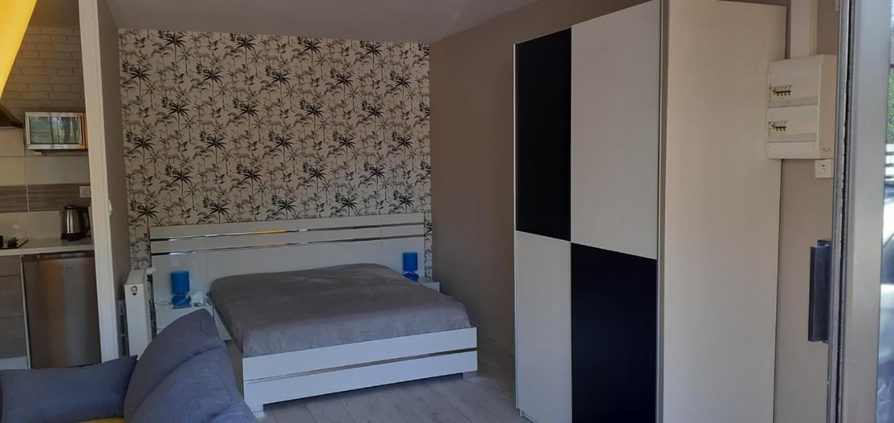 Charmante Petite Maison Charleville-Mezieres Bagian luar foto